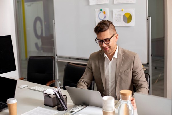 Indicatori financiari de business
