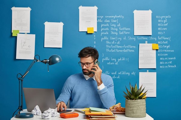 Multitasking într-o lume corporate: ghid practic