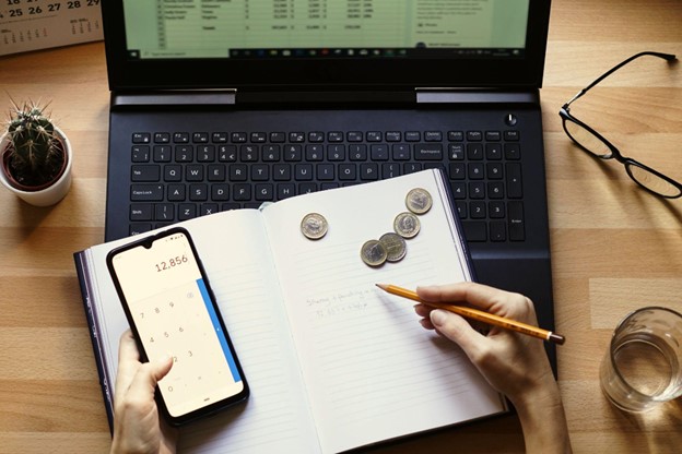 Contabil care face calculul salarial manual 