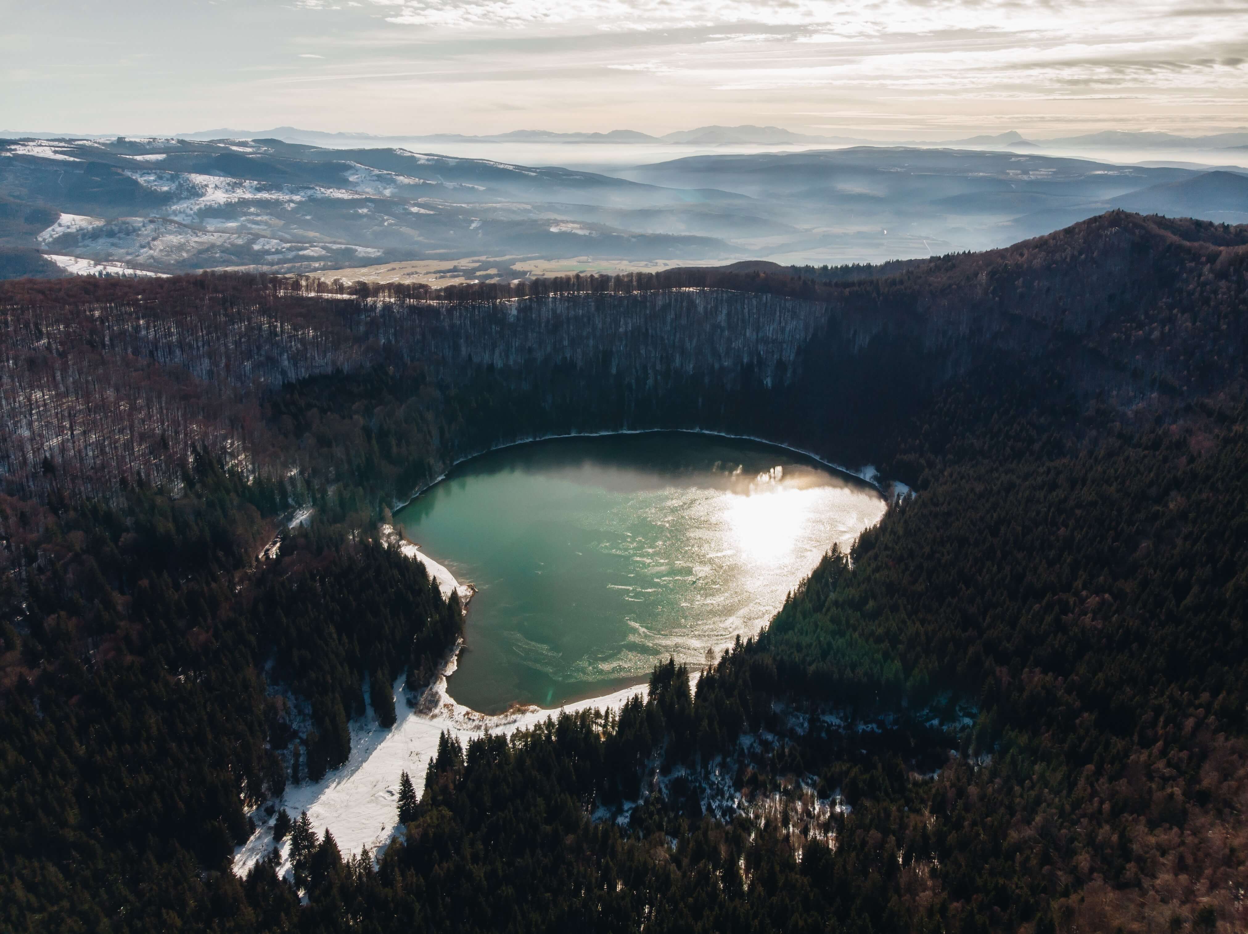 lacul sfanta ana romania