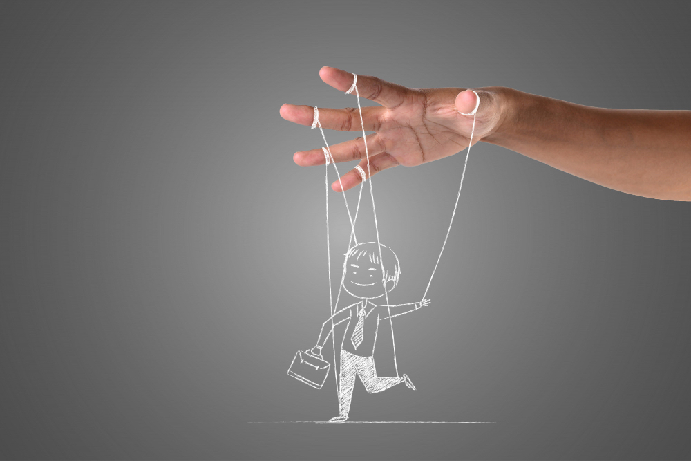 Micromanagementul presupune control excesiv